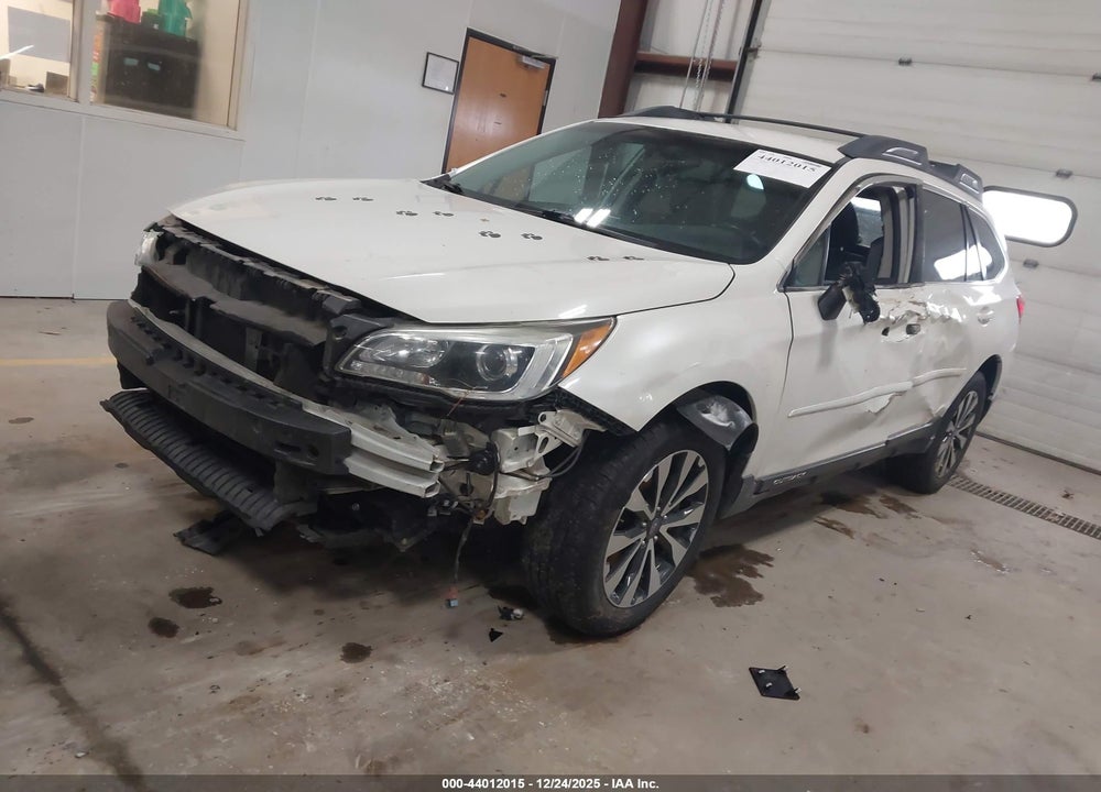 2015 SUBARU OUTBACK 3.6R LIMITED VIN: 4S4BSEJC1F3208061
