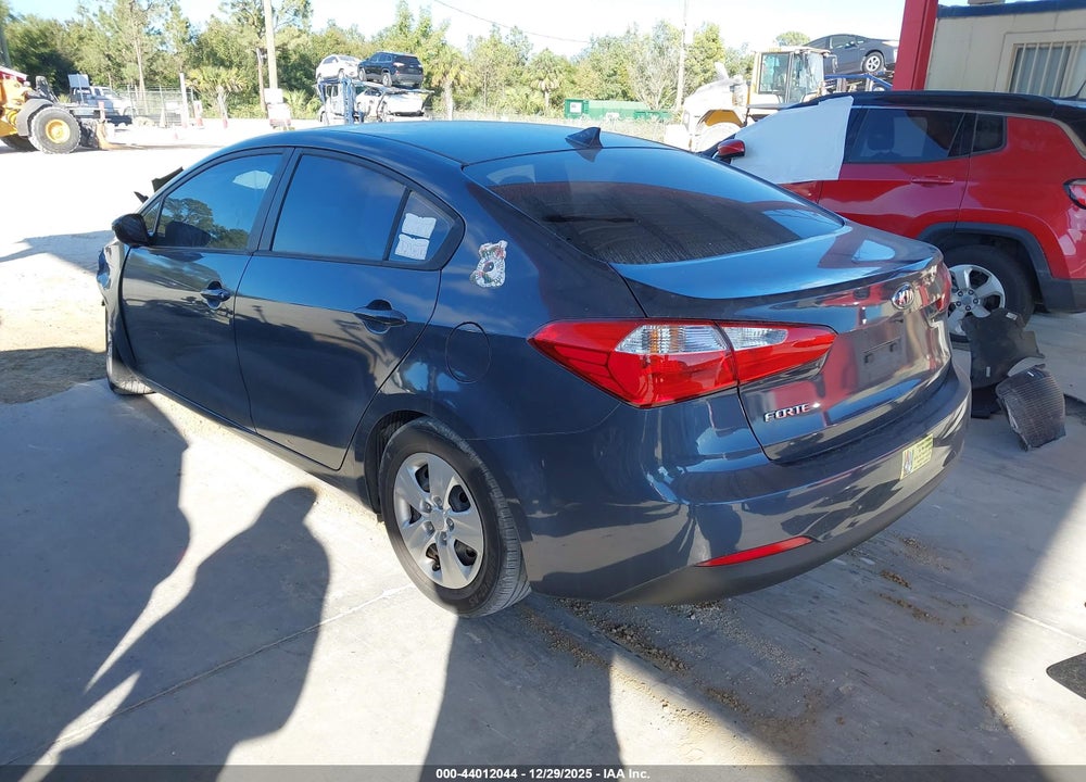 2016 KIA FORTE LX VIN: KNAFK4A62G5563477