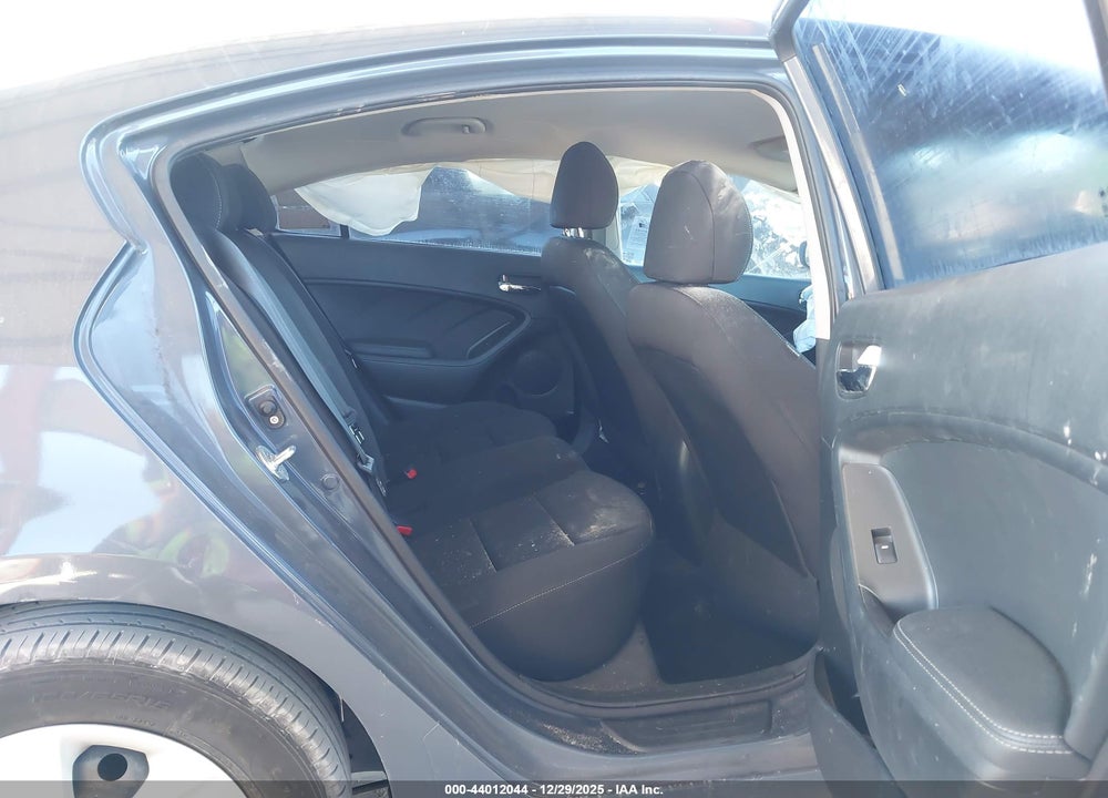 2016 KIA FORTE LX VIN: KNAFK4A62G5563477