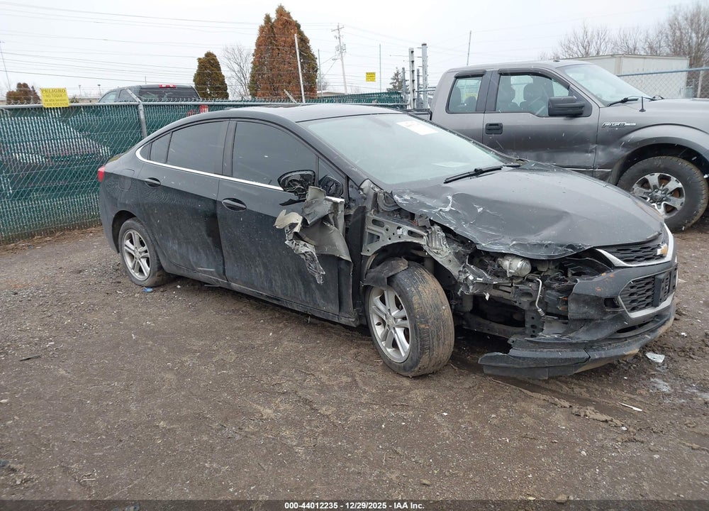 2017 CHEVROLET CRUZE LT AUTO VIN: 1G1BE5SM4H7249579