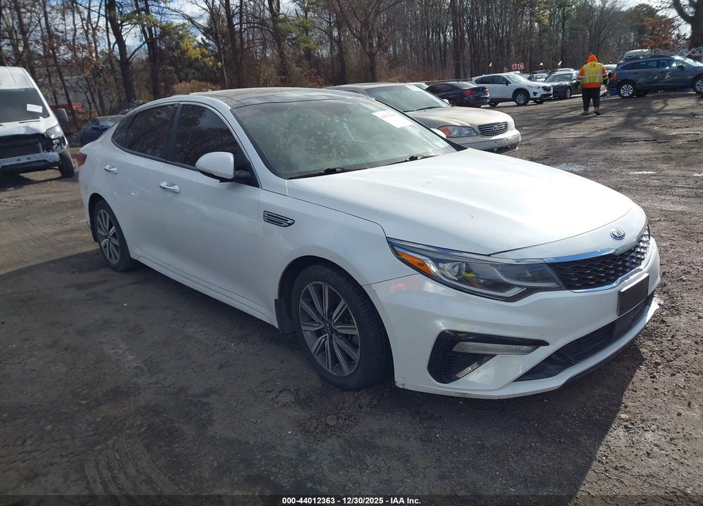 2020 KIA OPTIMA EX PREMIUM VIN: 5XXGU4L12LG405763