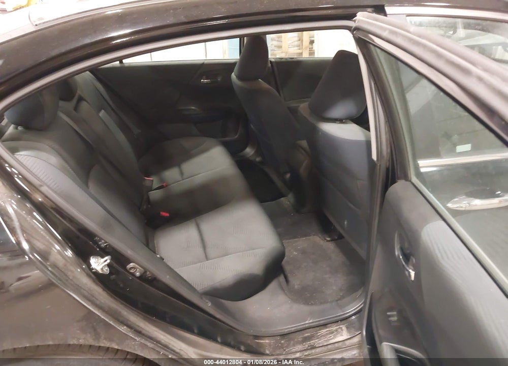 2016 HONDA ACCORD LX VIN: 1HGCR2F33GA001813