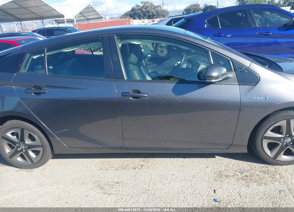 2022 TOYOTA PRIUS XLE VIN: JTDKAMFU9N3190118