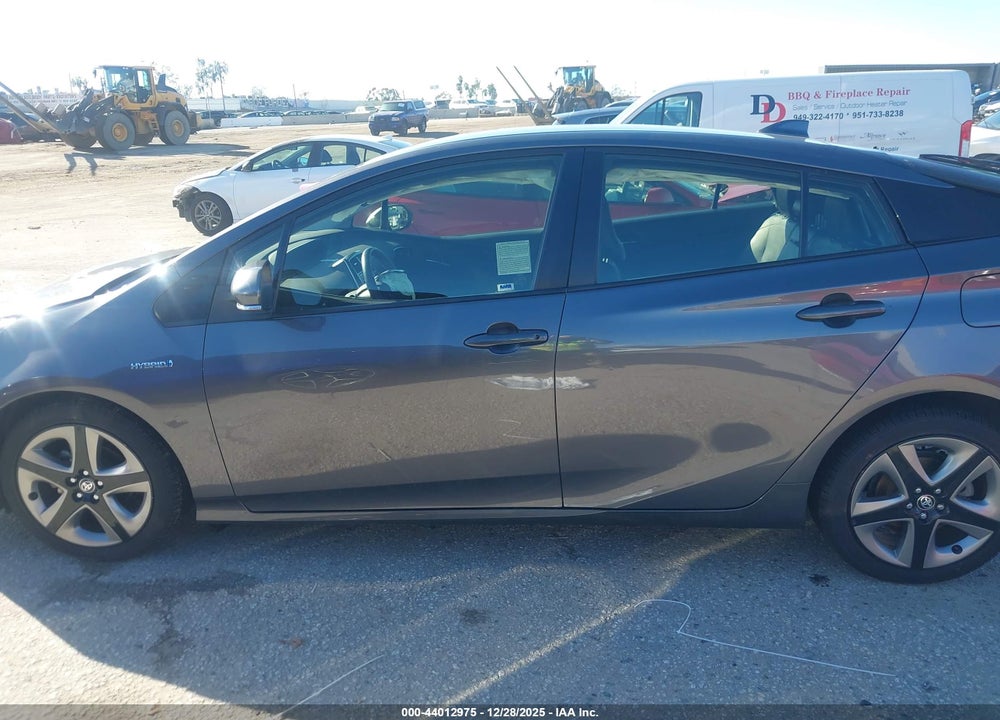 2022 TOYOTA PRIUS XLE VIN: JTDKAMFU9N3190118