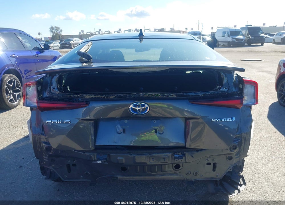 2022 TOYOTA PRIUS XLE VIN: JTDKAMFU9N3190118