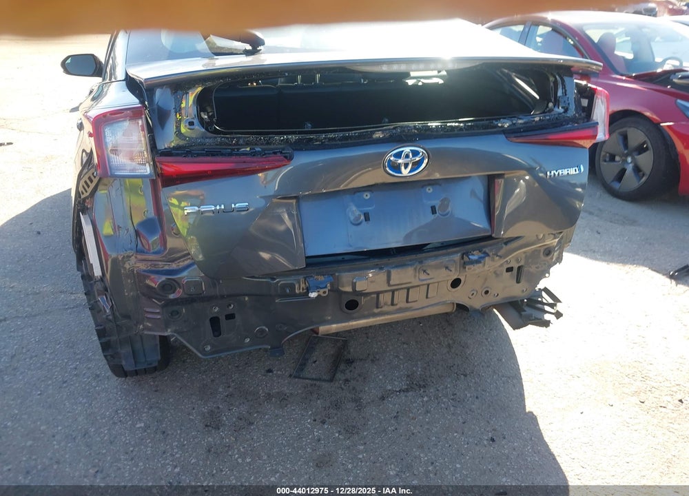 2022 TOYOTA PRIUS XLE VIN: JTDKAMFU9N3190118