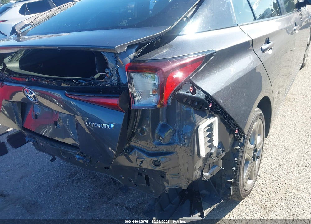 2022 TOYOTA PRIUS XLE VIN: JTDKAMFU9N3190118