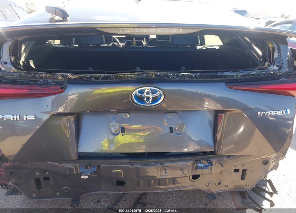 2022 TOYOTA PRIUS XLE VIN: JTDKAMFU9N3190118