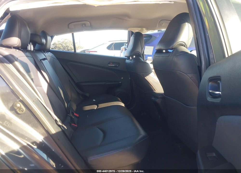 2022 TOYOTA PRIUS XLE VIN: JTDKAMFU9N3190118