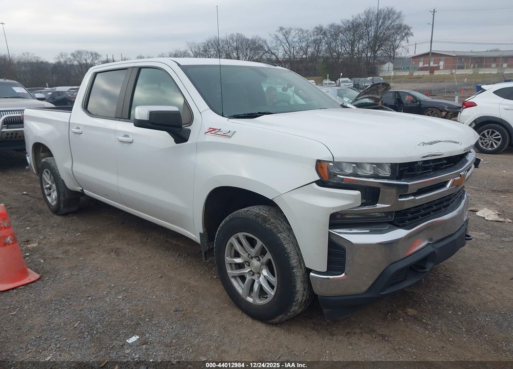 2019 CHEVROLET SILVERADO 1500 LT VIN: 1GCUYDED4KZ145795