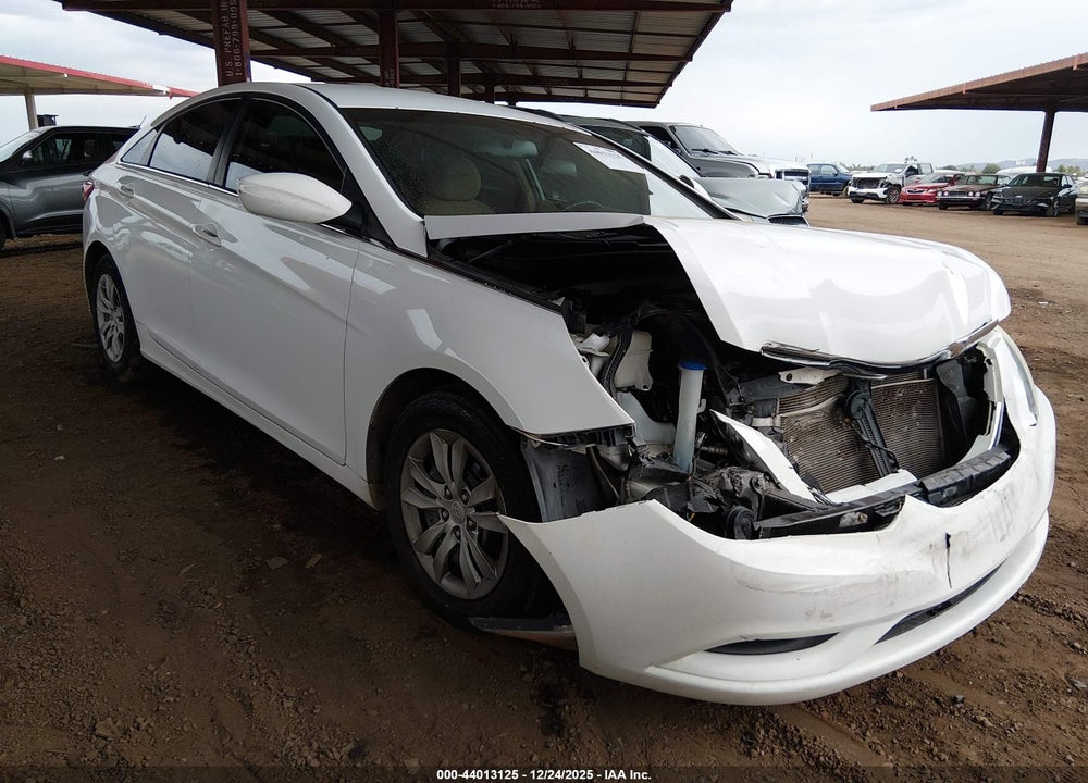 2013 HYUNDAI SONATA GLS VIN: 5NPEB4AC6DH542812