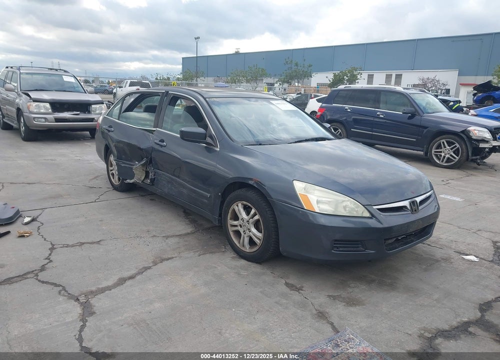 2007 HONDA ACCORD 2.4 EX VIN: 1HGCM56767A096001