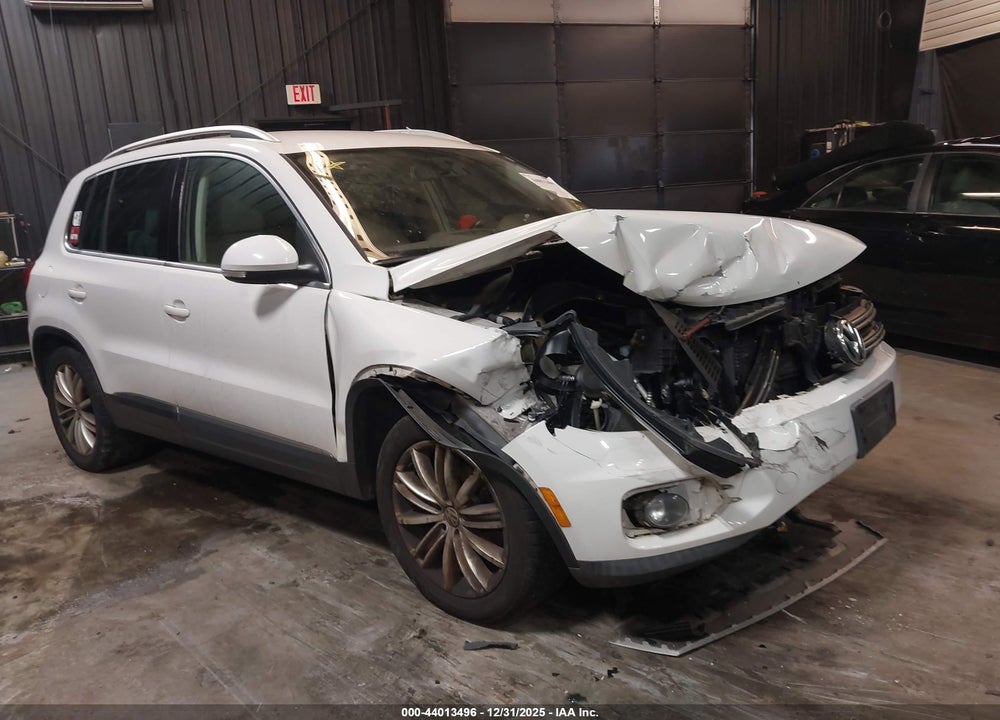 2013 VOLKSWAGEN TIGUAN SE VIN: WVGBV7AX3DW547986