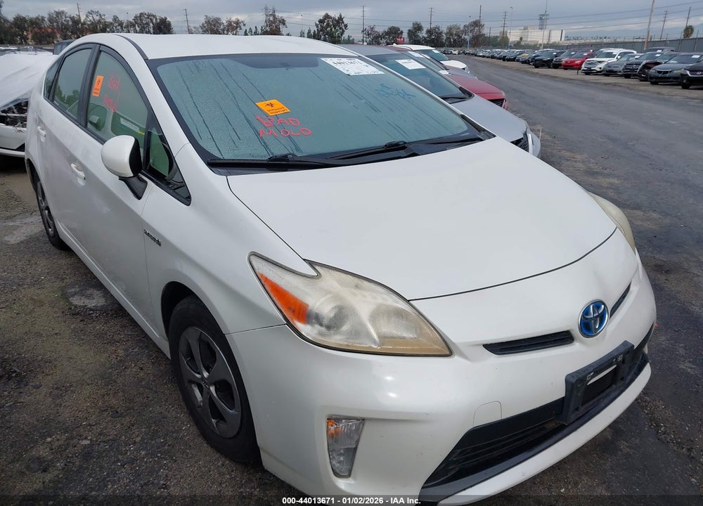 2015 TOYOTA PRIUS TWO VIN: JTDKN3DU8F0451520