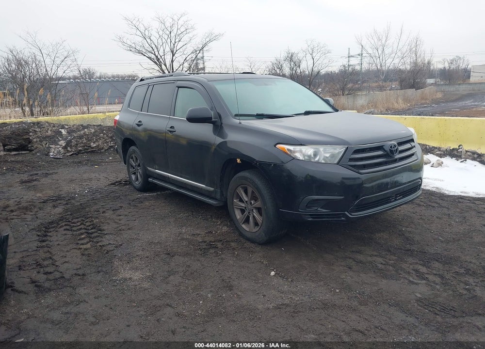 2011 TOYOTA HIGHLANDER BASE V6 VIN: 5TDZK3EH9BS047318