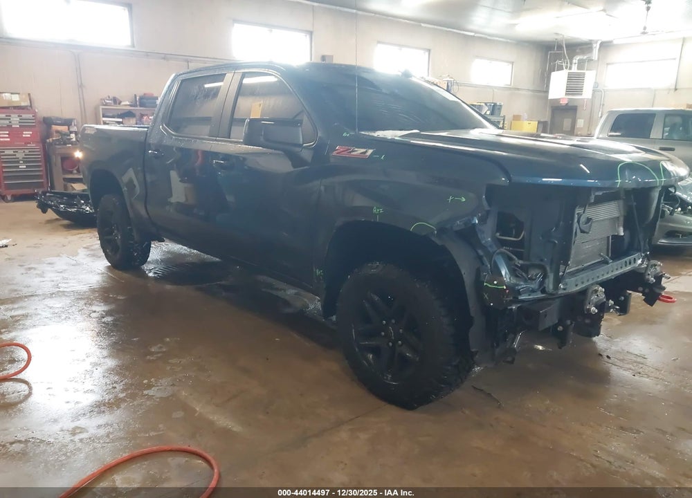 2021 CHEVROLET SILVERADO 1500 4WD  SHORT BED LT TRAIL BOSS VIN: 3GCPYFED8MG424369
