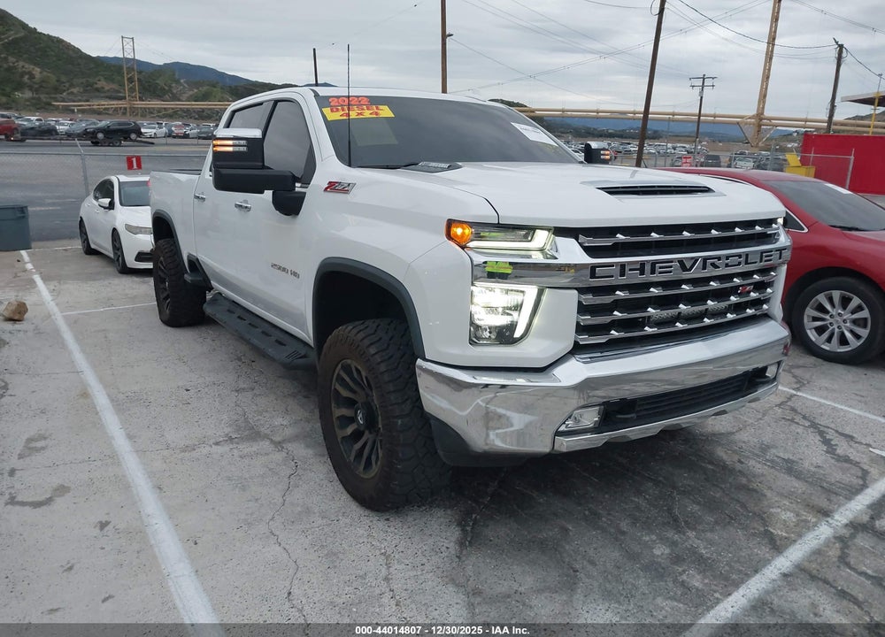 2022 CHEVROLET SILVERADO 2500HD 4WD  STANDARD BED LTZ VIN: 1GC4YPEY2NF101921