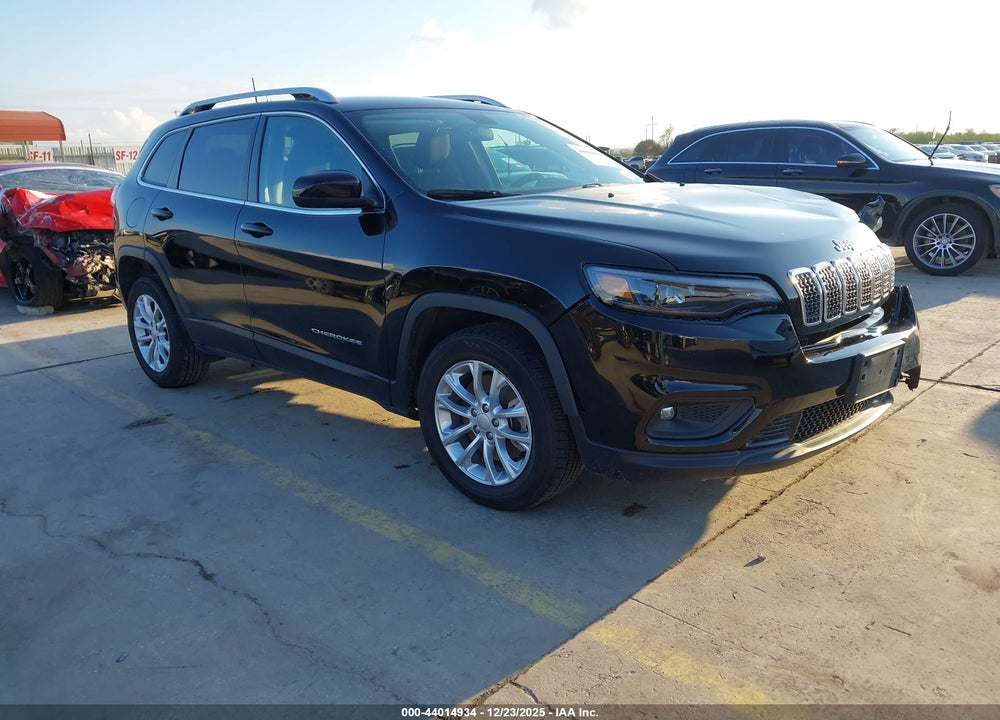 2019 JEEP CHEROKEE LATITUDE FWD VIN: 1C4PJLCB2KD455633