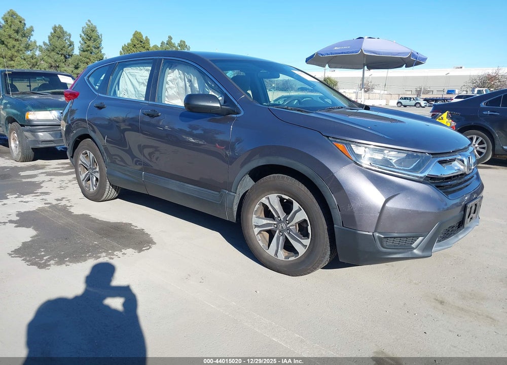 2017 HONDA CR-V LX VIN: 7FARW5H39HE014966