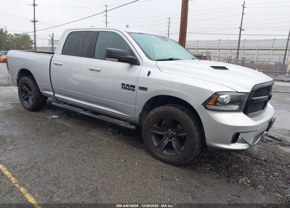 2017 RAM 1500 NIGHT  4X4 6'4 BOX VIN: 1C6RR7UT5HS625608
