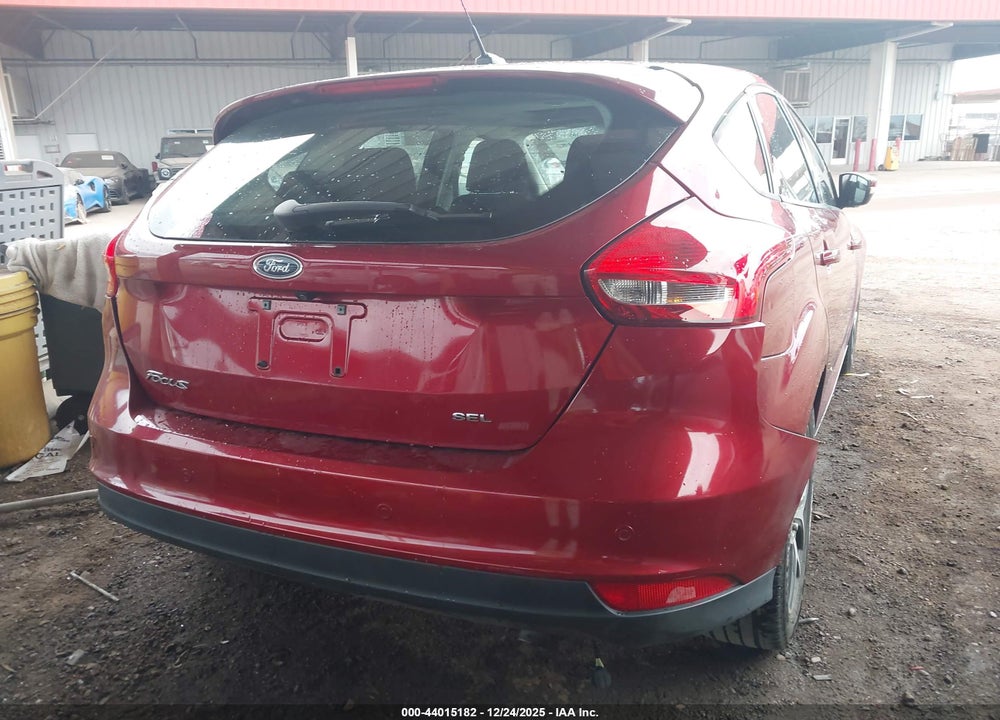 2017 FORD FOCUS SEL VIN: 1FADP3M2XHL213838
