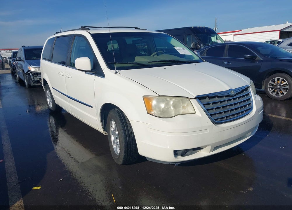 2010 CHRYSLER TOWN & COUNTRY TOURING VIN: 2A4RR5D14AR213922
