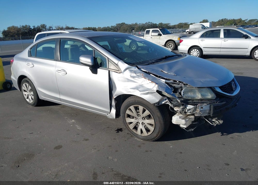 2015 HONDA CIVIC LX VIN: 19XFB2F57FE230167