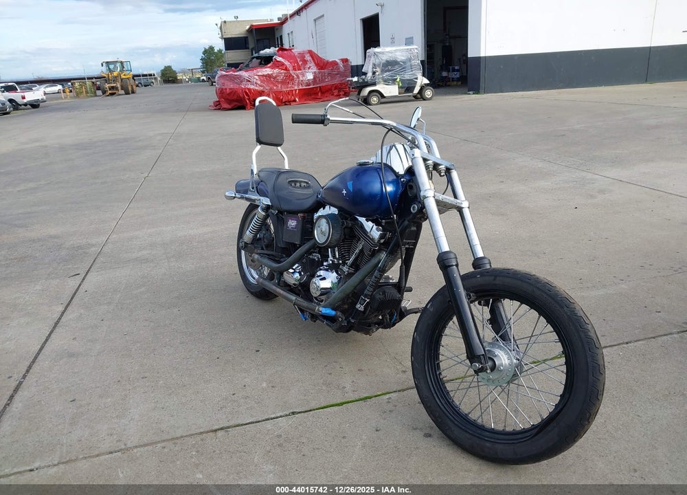 2006 HARLEY-DAVIDSON FXDWGI VIN: 1HD1GP1116K305051