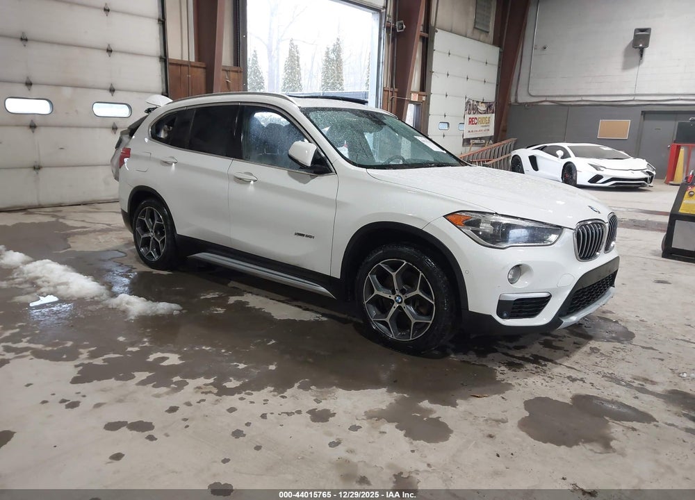 2016 BMW X1 XDRIVE28I VIN: WBXHT3Z31G4A51802