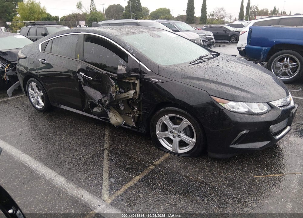 2018 CHEVROLET VOLT LT VIN: 1G1RC6S53JU128052