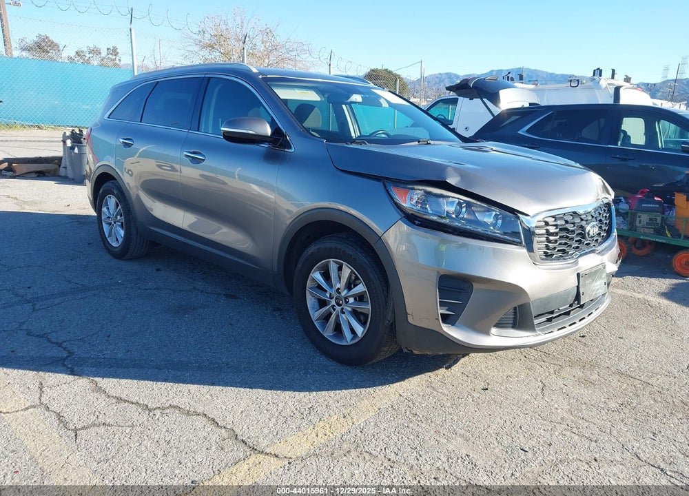 2019 KIA SORENTO 2.4L LX VIN: 5XYPG4A31KG432409