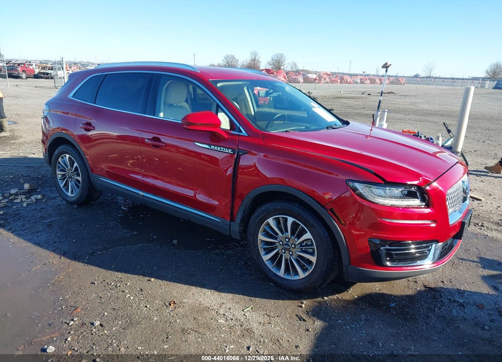 2020 LINCOLN NAUTILUS STANDARD VIN: 2LMPJ8J92LBL31172
