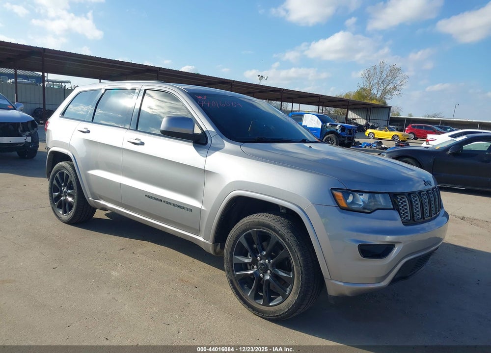 2018 JEEP GRAND CHEROKEE ALTITUDE 4X4 VIN: 1C4RJFAGXJC214531