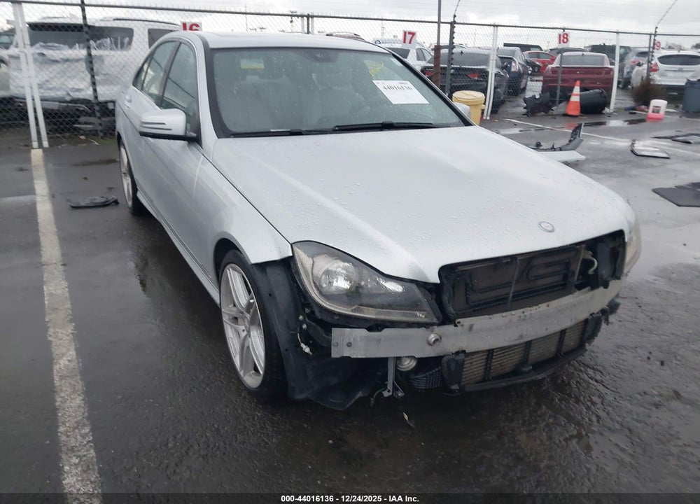 2014 MERCEDES-BENZ C 250 VIN: WDDGF4HB3EG225754