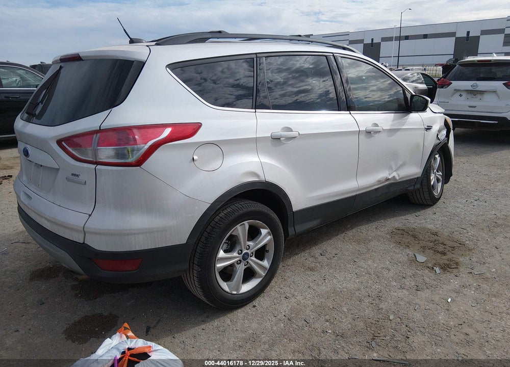 2016 FORD ESCAPE SE VIN: 1FMCU0G91GUB06686
