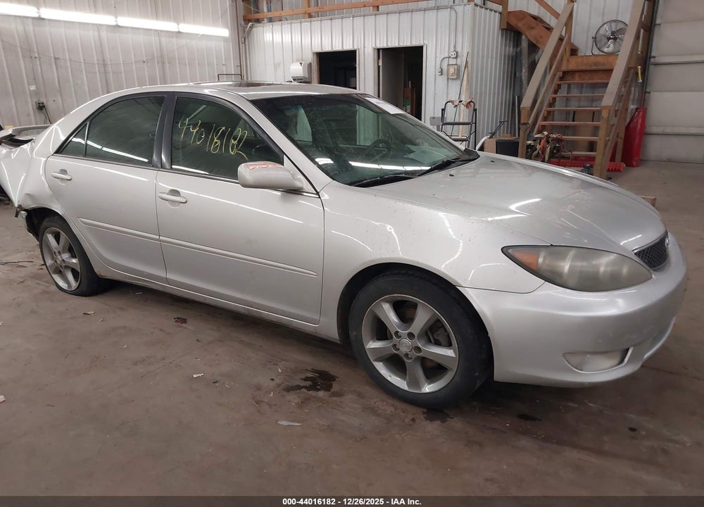 2005 TOYOTA CAMRY SE V6 VIN: 4T1BA32K05U066355