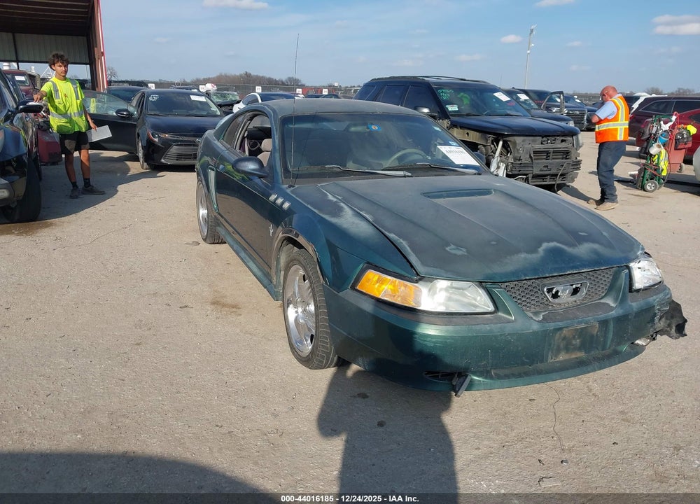 2000 FORD MUSTANG VIN: 1FAFP4040YF131072