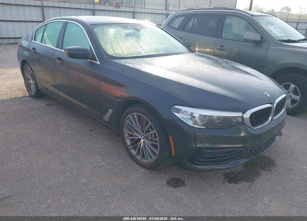 2019 BMW 540I VIN: WBAJE7C50KWW35013