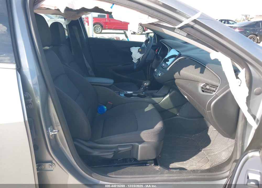 2025 CHEVROLET MALIBU FWD RS VIN: 1G1ZG5ST5SF106394