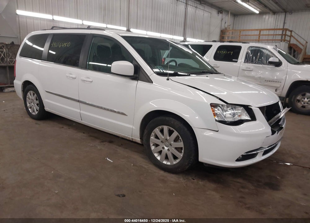 2015 CHRYSLER TOWN & COUNTRY TOURING VIN: 2C4RC1BG4FR709141