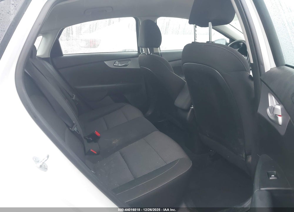 2024 KIA FORTE LXS VIN: 3KPF24AD4RE743620