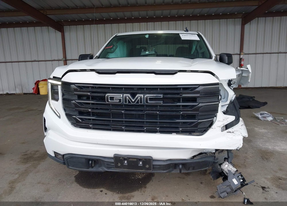 2023 GMC SIERRA 1500 4WD  SHORT BOX ELEVATION WITH 3SB VIN: 1GTUUCED2PZ119385