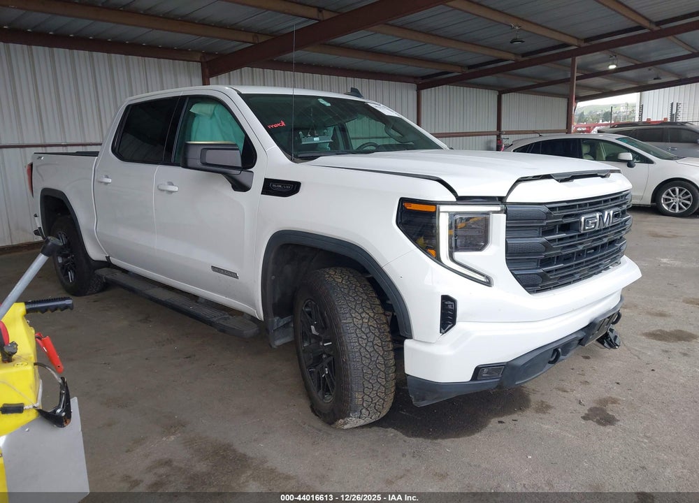 2023 GMC SIERRA 1500 4WD  SHORT BOX ELEVATION WITH 3SB VIN: 1GTUUCED2PZ119385