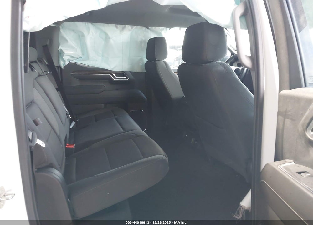 2023 GMC SIERRA 1500 4WD  SHORT BOX ELEVATION WITH 3SB VIN: 1GTUUCED2PZ119385