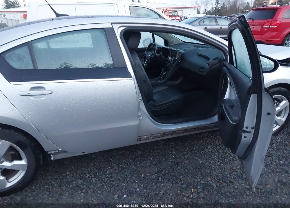 2012 CHEVROLET VOLT VIN: 1G1RB6E45CU128319