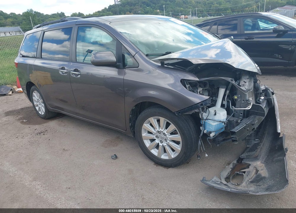 2015 TOYOTA SIENNA XLE 7 PASSENGER VIN: 5TDDK3DC5FS128158