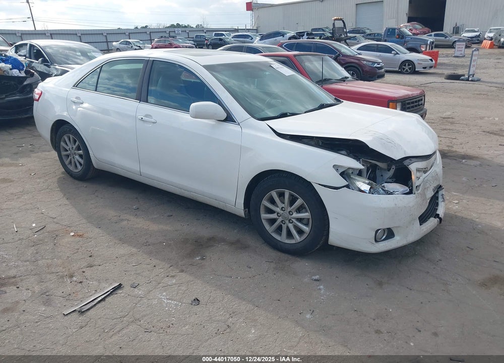 2011 TOYOTA CAMRY XLE V6 VIN: 4T1BK3EK6BU627369