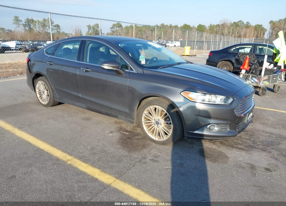 2016 FORD FUSION SE VIN: 3FA6P0T94GR137409