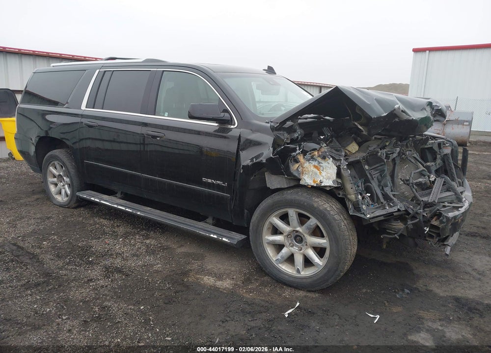 2018 GMC YUKON XL DENALI VIN: 1GKS2HKJ5JR205838