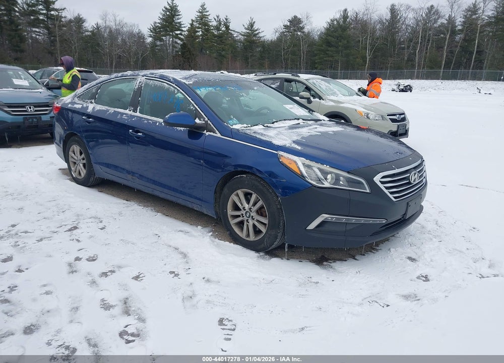 2015 HYUNDAI SONATA SE VIN: 5NPE24AFXFH258161